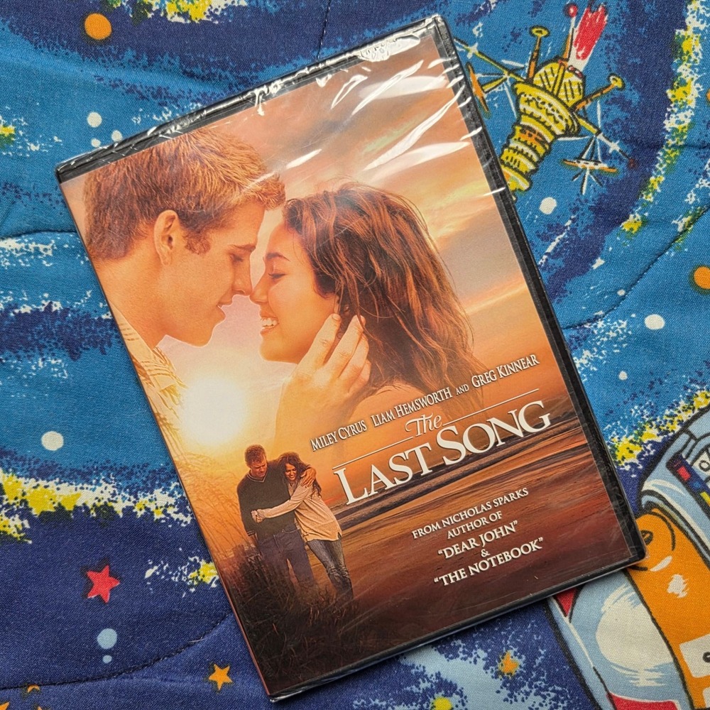 The Last Song DVD Miley Cyrus Liam Hemsworth Greg Kinnear 2009 PG Sealed NTSC